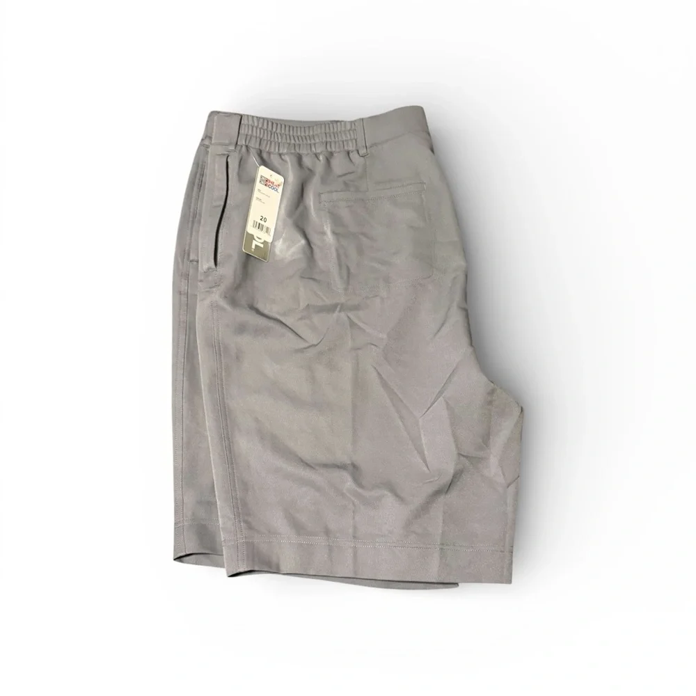 32 Degrees Women’s Shorts Size 20 Stretchy Quick Silver Color Flat Front Golf